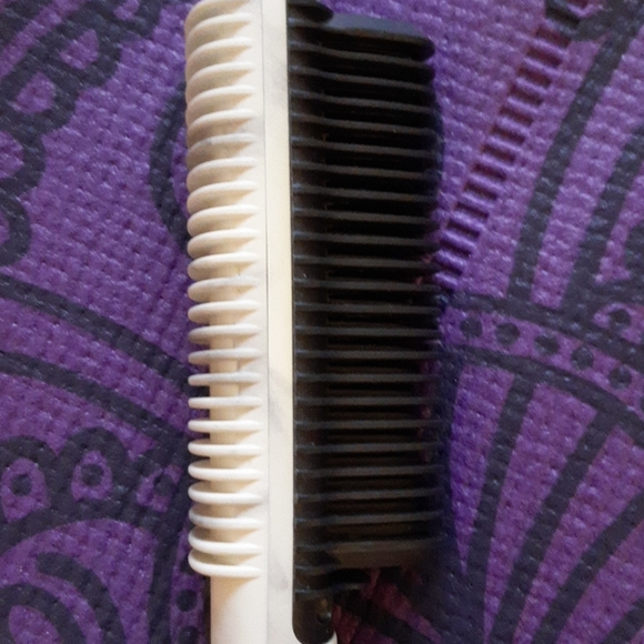 Styling Comb - Picture 3 of 4